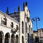 Santabbondio Apartment *