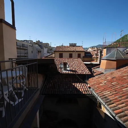 Santabbondio Apartamento Como